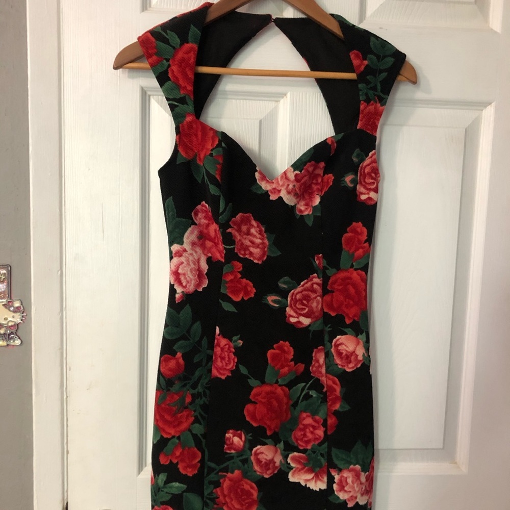 Guess junior size 4 flower mini dress